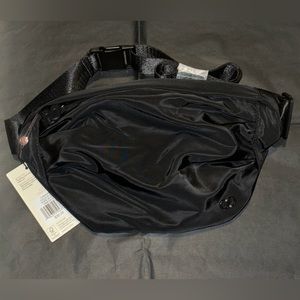 CALIA Women's Sling Bag Pure Black